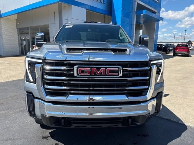 2026 GMC Sierra 3500HD SLT - Photo 8