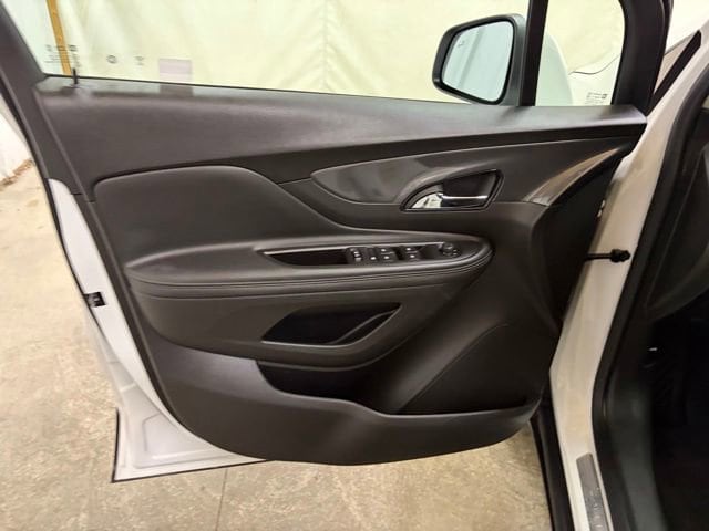 2022 Buick Encore Preferred - Photo 29