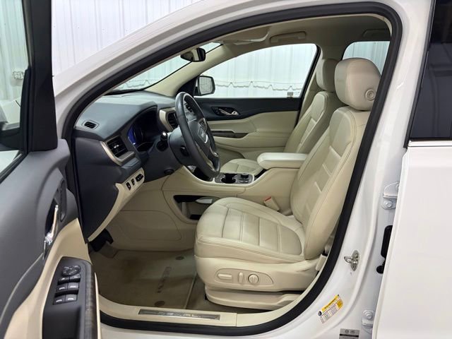 2023 GMC Acadia Denali - Photo 37