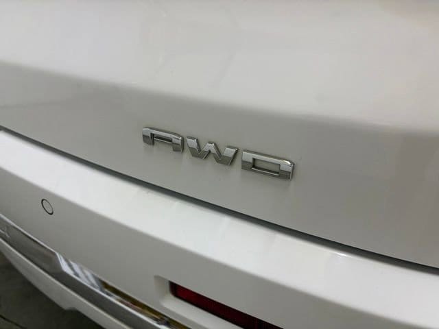 2023 GMC Acadia Denali - Photo 30