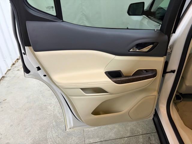2023 GMC Acadia Denali - Photo 25