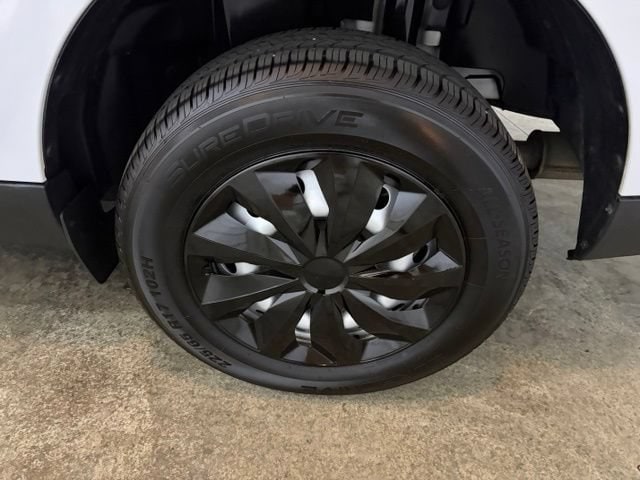 2022 Ford Maverick XL - Photo 9