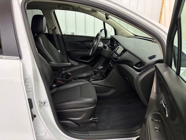 2022 Buick Encore Preferred - Photo 23