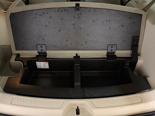 2023 GMC Acadia Denali - Photo 16