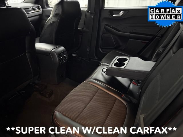 2024 Ford Escape ST-Line - Photo 23