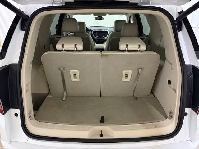 2023 GMC Acadia Denali - Photo 12
