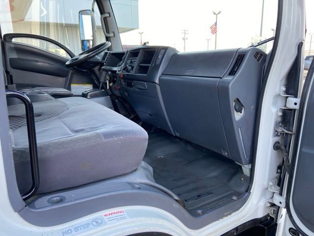 2011 Isuzu NPR - Photo 16