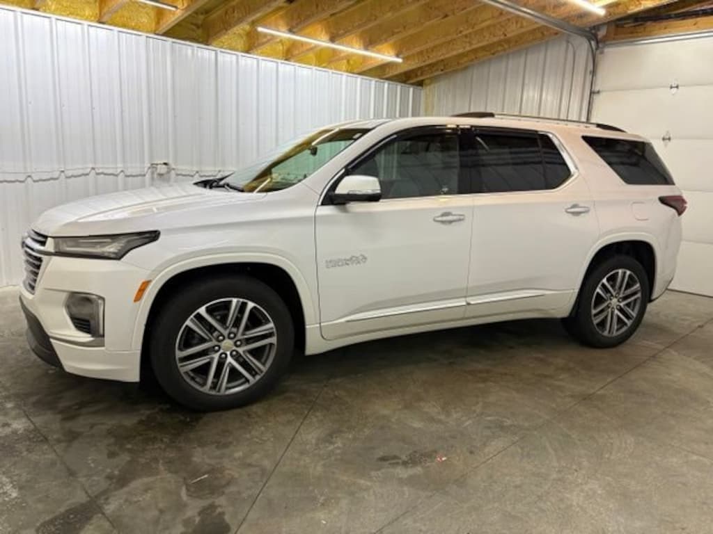 Used 2023 Chevrolet Traverse High Country SUV
