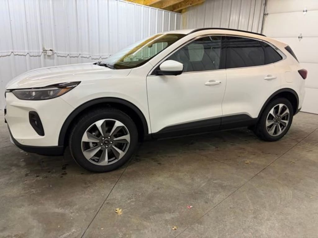 Used 2024 Ford Escape Platinum