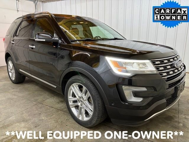 2017 Ford Explorer Limited FWD's photo