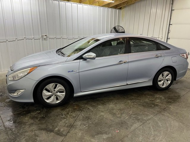 2014 Hyundai Sonata Hybrid photo 3