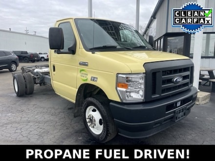 2021 Ford E-Series Cutaway E-450 DRW