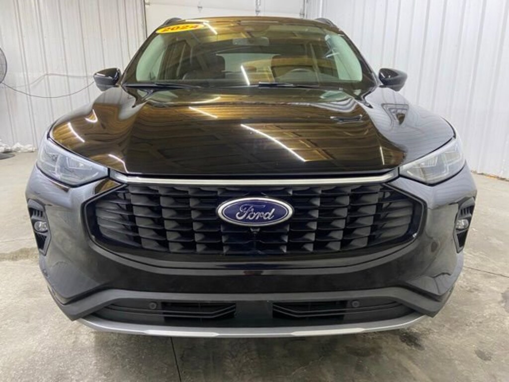 Used 2024 Ford Escape Platinum
