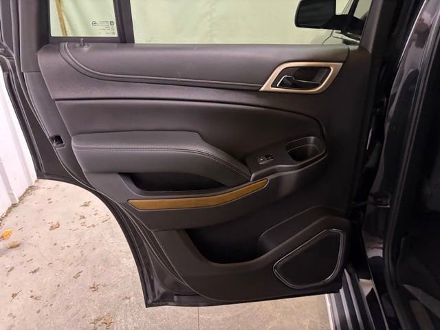 2020 GMC Yukon Denali - Photo 28