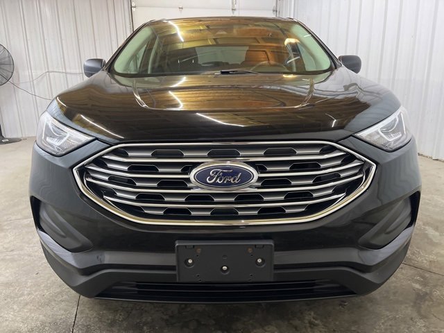 2021 Ford Edge SE photo 2