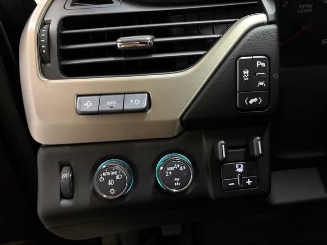 2020 GMC Yukon Denali - Photo 47