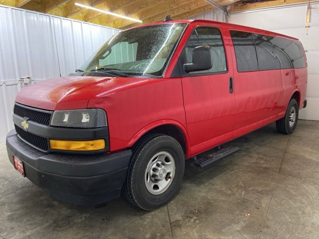 2019 Chevrolet Express Passenger 3500 LS photo 2