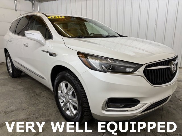 2018 Buick Enclave Essence's photo