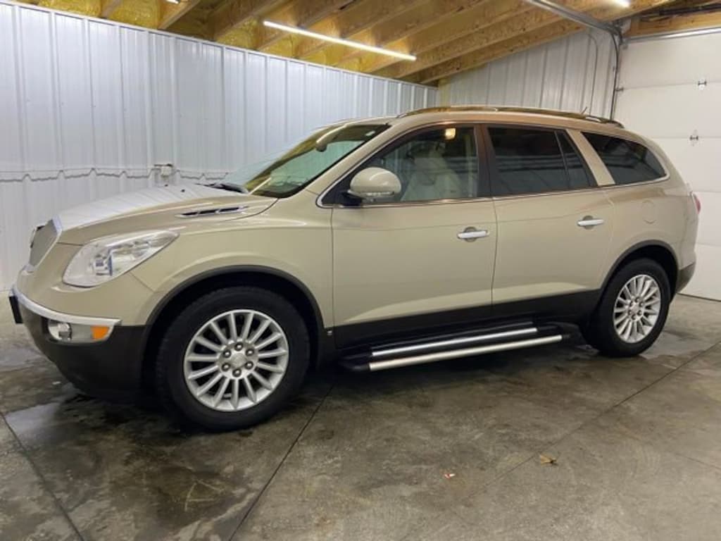 Used 2009 Buick Enclave CXL SUV