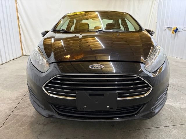 Used 2015 Ford Fiesta SE with VIN 3FADP4BJ3FM178734 for sale in Van Wert, OH
