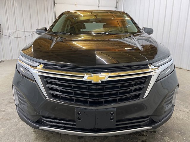 2022 Chevrolet Equinox LT photo 2