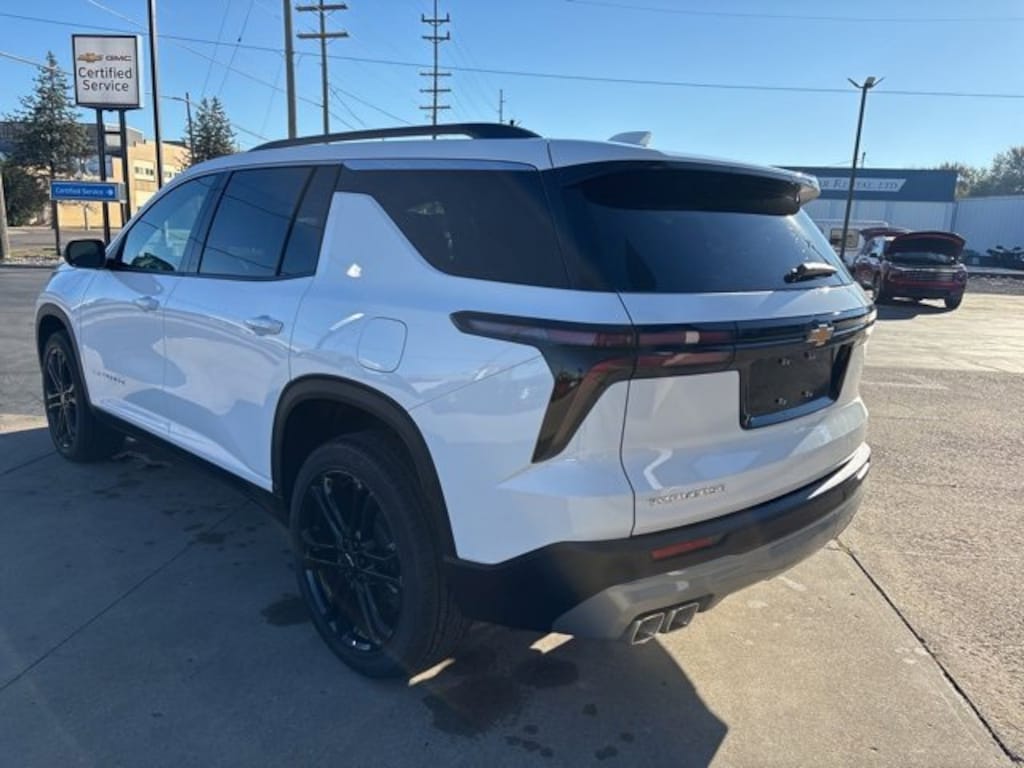 New 2026 Chevrolet Traverse LT SUV