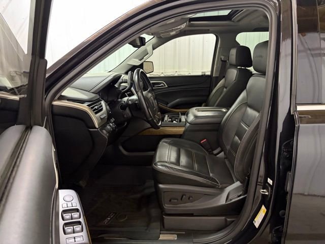 2020 GMC Yukon Denali - Photo 38