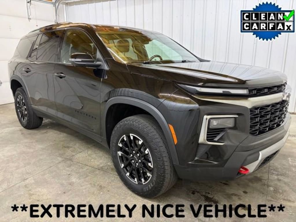 Used 2024 Chevrolet Traverse Z71 SUV