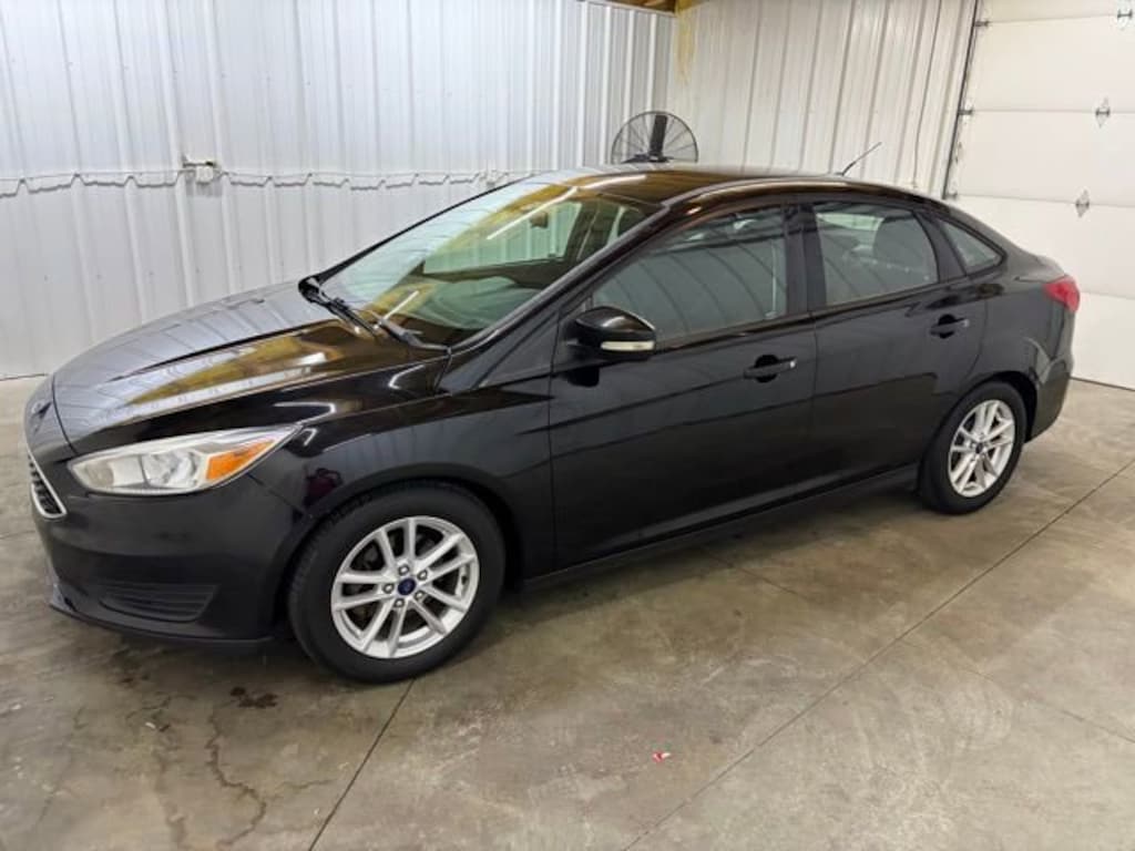 Used 2016 Ford Focus SE