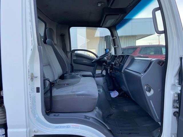 2011 Isuzu NPR - Photo 14