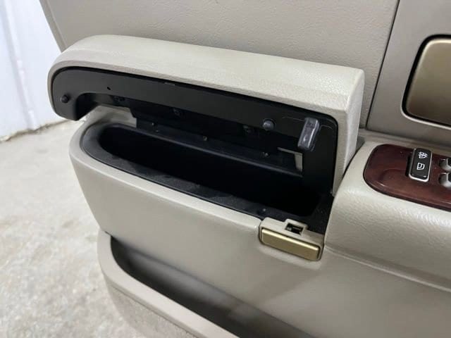 2005 Lincoln Town Car Signature Limited - Photo 31