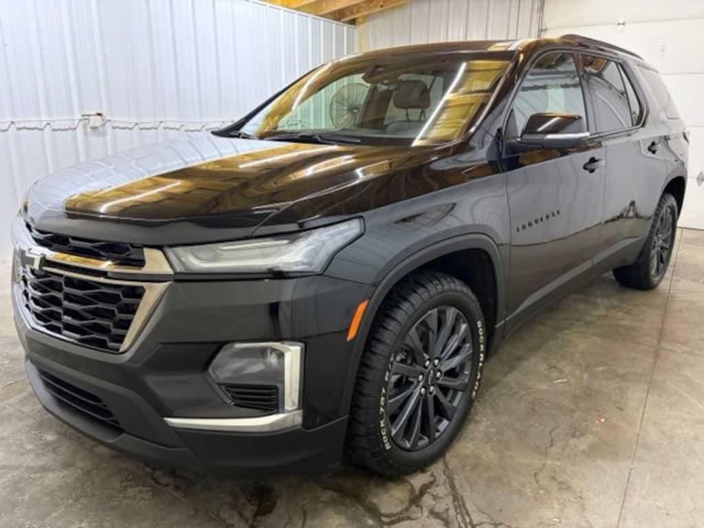 Used 2023 Chevrolet Traverse RS SUV