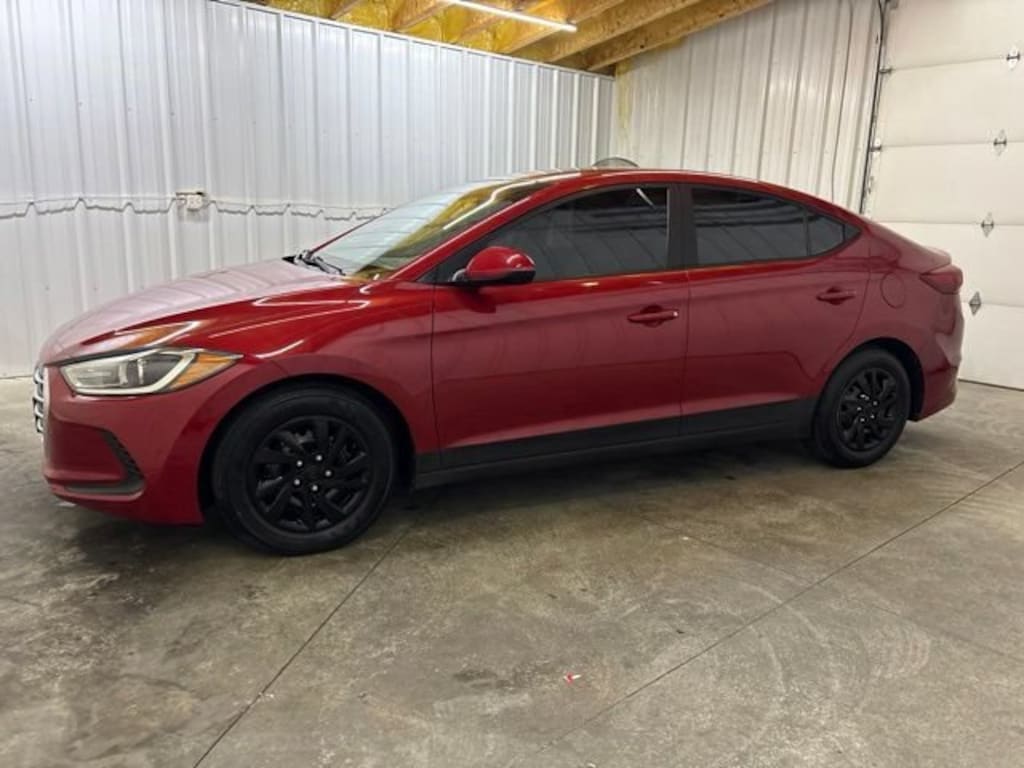 Used 2018 Hyundai Elantra SE