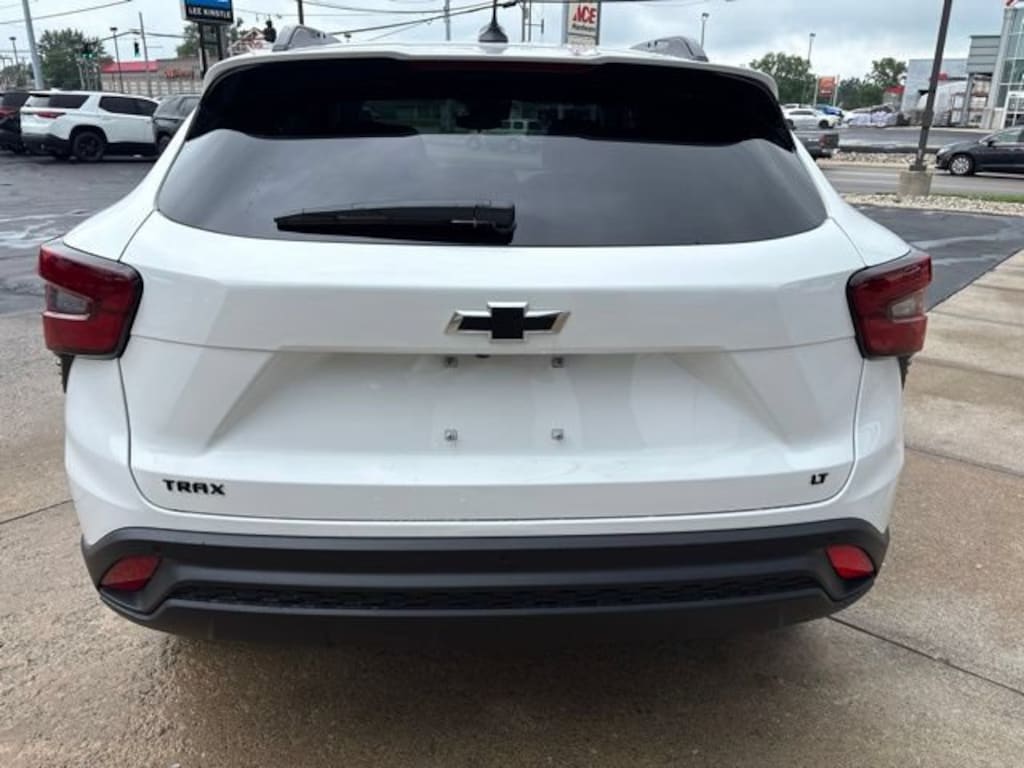 New 2026 Chevrolet Trax LT SUV