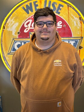 Staff member Brandon Hernandez from ID_5557f0e76bb7