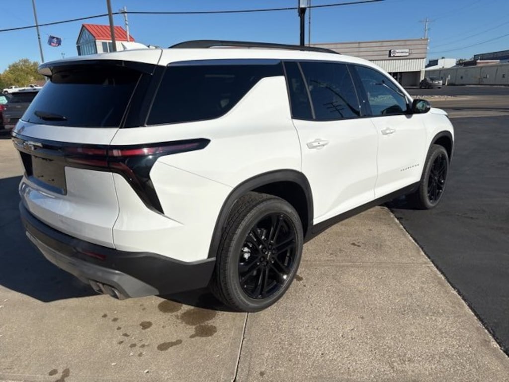 New 2026 Chevrolet Traverse LT SUV