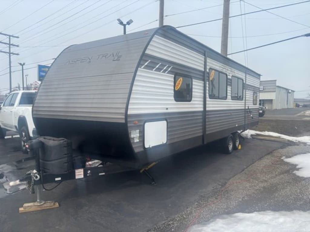 Used 2021 Used Travel Trailer Keystone