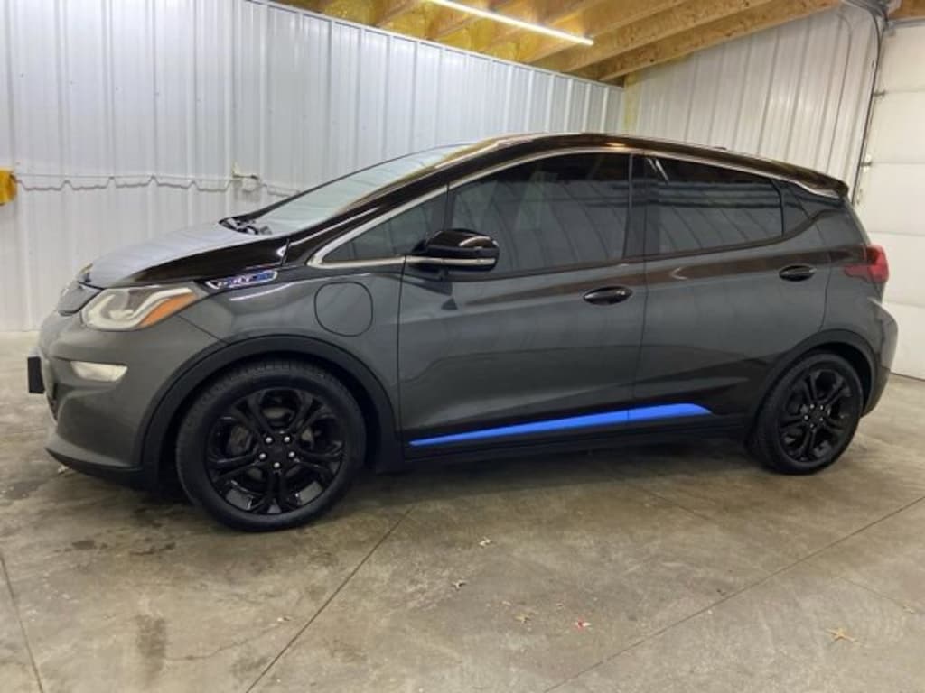 Used 2017 Chevrolet Bolt EV LT Car
