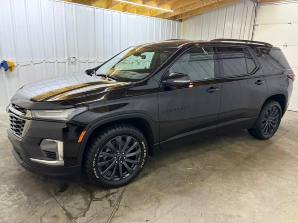 Used 2023 Chevrolet Traverse RS SUV
