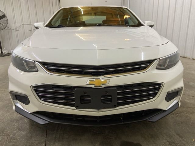Used 2018 Chevrolet Malibu 1LT with VIN 1G1ZD5ST0JF264505 for sale in Van Wert, OH