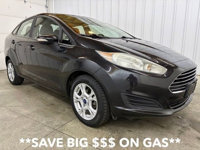 2015 Ford Fiesta SE Sedan's photo