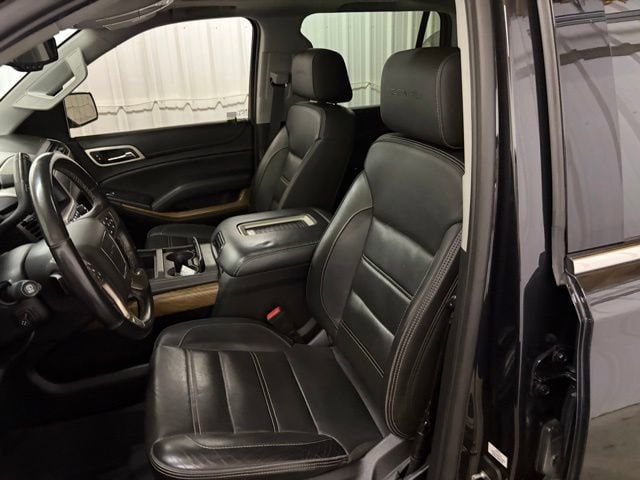 2020 GMC Yukon Denali - Photo 41