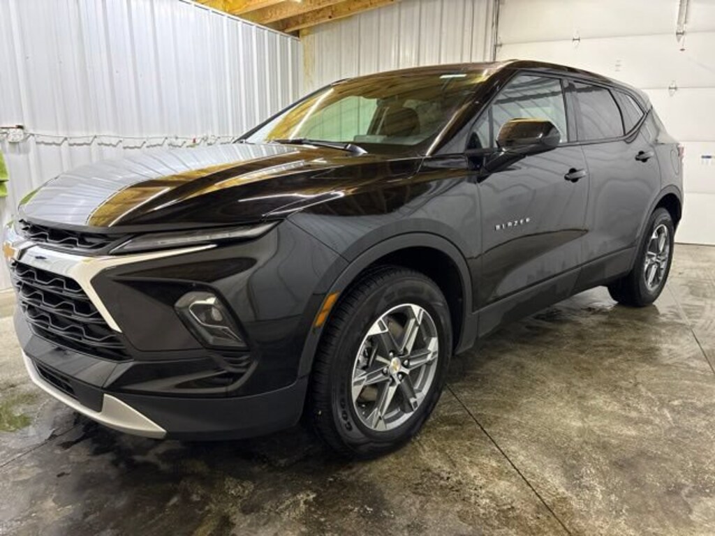 Used 2025 Chevrolet Blazer 2LT SUV