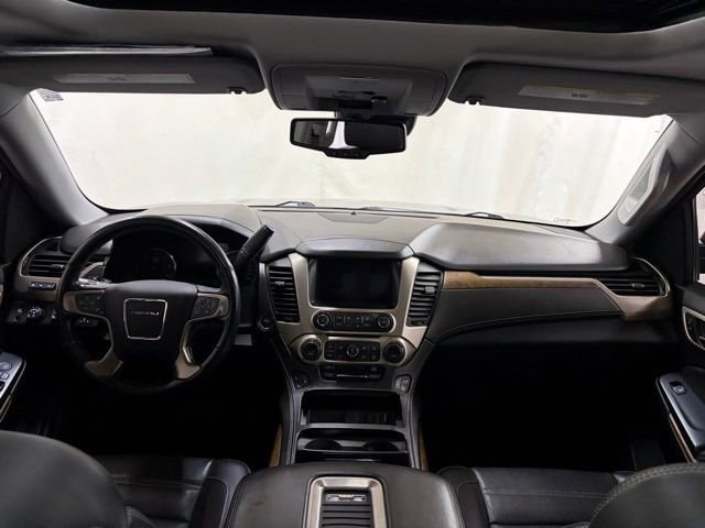 2020 GMC Yukon Denali - Photo 32