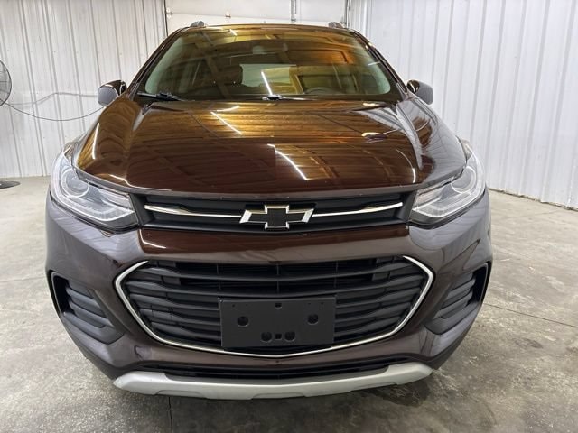 Used 2021 Chevrolet Trax LT with VIN KL7CJPSB9MB309040 for sale in Van Wert, OH