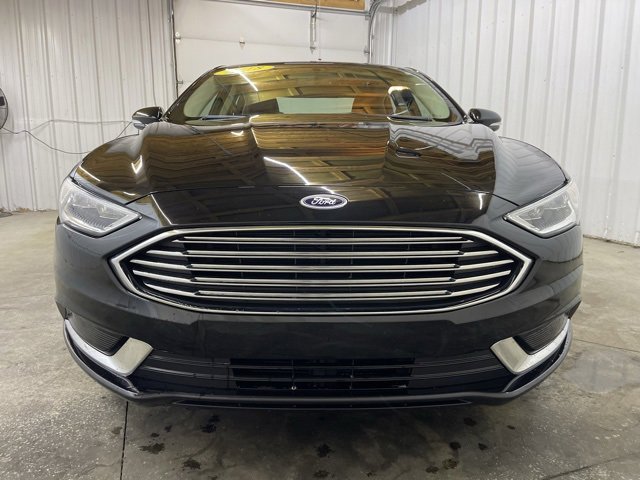 Used 2018 Ford Fusion SE with VIN 3FA6P0HDXJR196243 for sale in Van Wert, OH