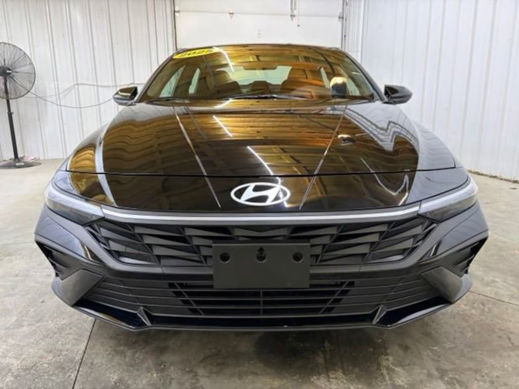 Used 2025 Hyundai Elantra SEL Sport
