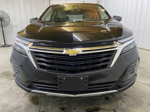2024 Chevrolet Equinox LT photo 2
