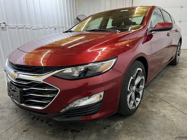 2024 Chevrolet Malibu 1LT photo 3