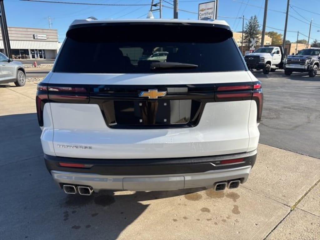 New 2026 Chevrolet Traverse LT SUV
